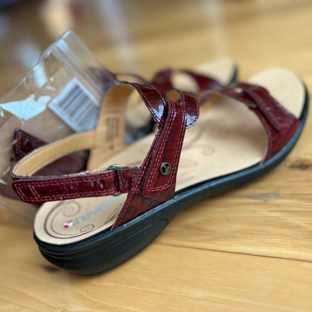 NWT Revere 3-Strap Classic Leather Orthotic Sandals in Miami Red Croc - Picture 10 of 12